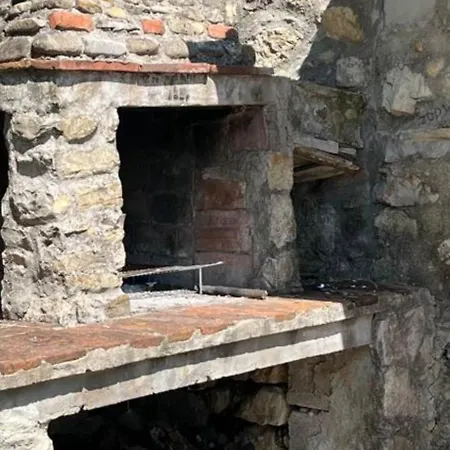 Casa Bianca Vaiano (Tuscany)
